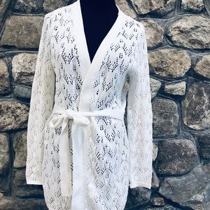 BEAUTIFUL WHITE LONG CARDIGAN